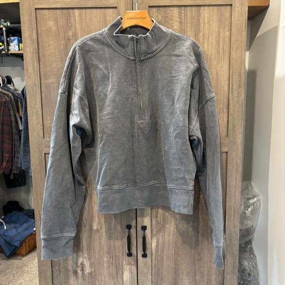 TALENTLESS Tops - Talentless half zip pullover Sweatshirt Gray Large